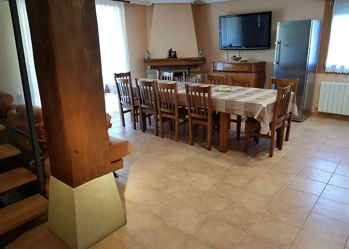 Eguzkilore Country house *